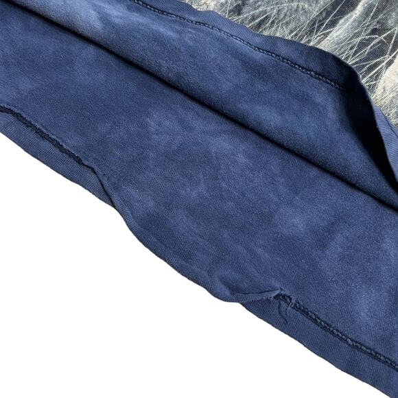 Vintage The Mountain Wolf USA Flag Tie Dye Blue T-Shirt Medium - Picture 4 of 9